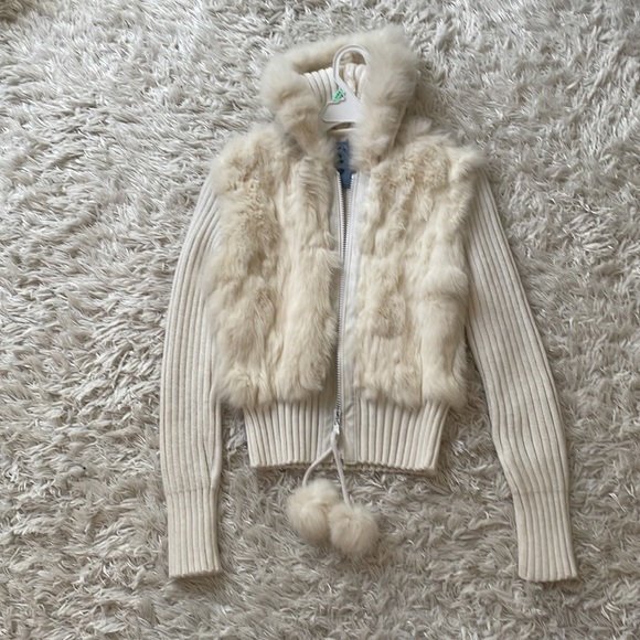 Chilly Willy Fur Trim Sweater - Picture 6 of 6